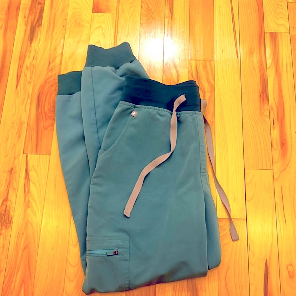 Teal FIGS Joggers size S/P